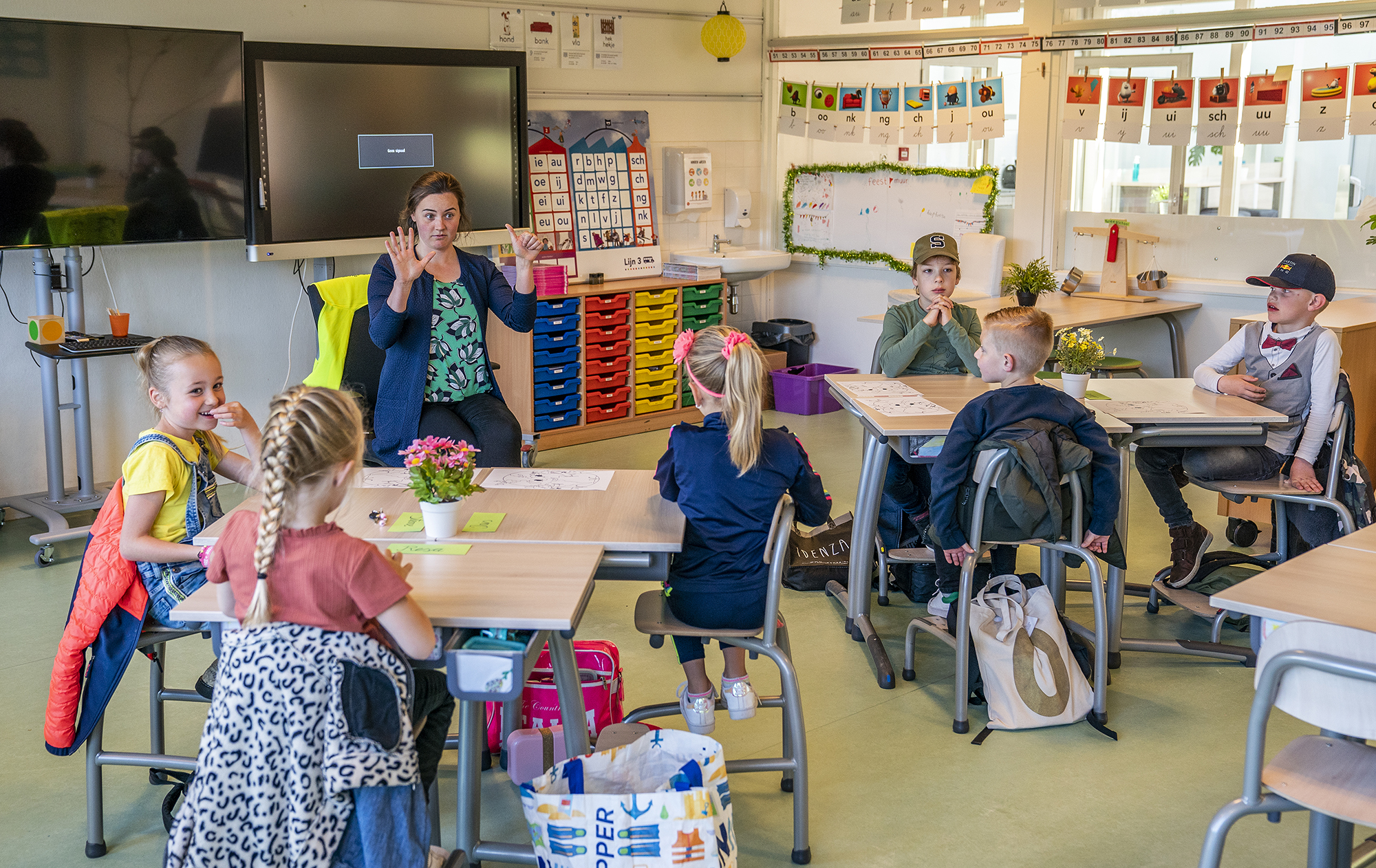 Платити чи надіятися на державу? Яке майбутнє в комунальних шкіл і чи варто вступати до приватних